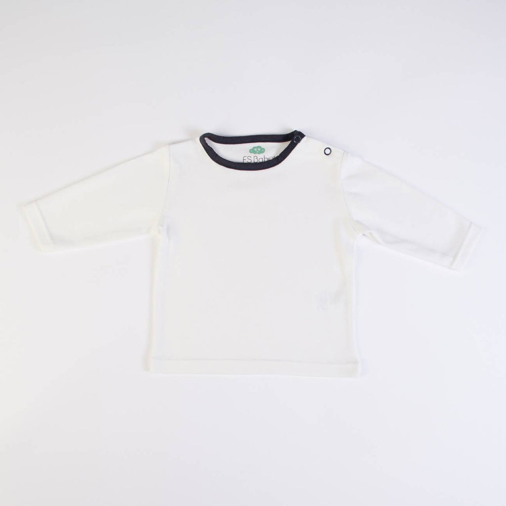 Conjunto Jardineira de Malha + T-Shirt Manga Comprida