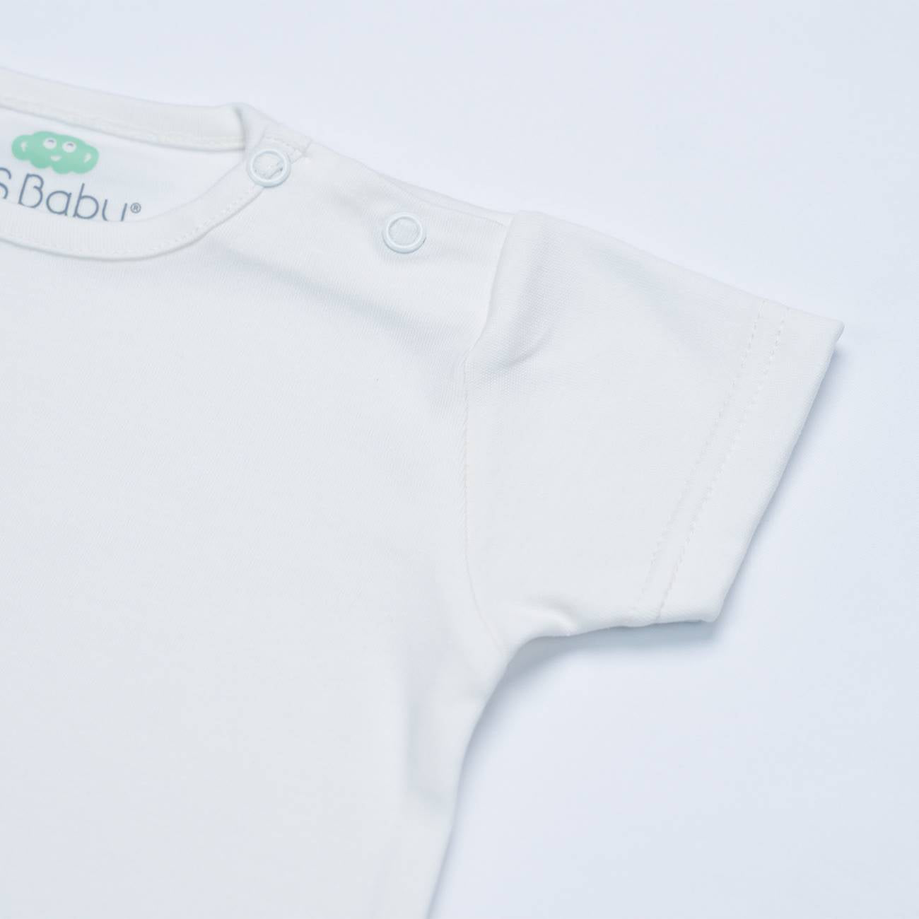 Jardineira +t-shirt